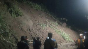 Longsor Susulan Kembali Tutupi Jalan Nasional Bagbagan-Kiradua
