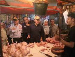 Sekda Sidak Pasar Cisaat, Intervensi Kenaikan IPH Komoditas Pangan Utama