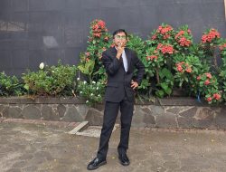 Cinta Rasional dan Demokrsi yang Emosional